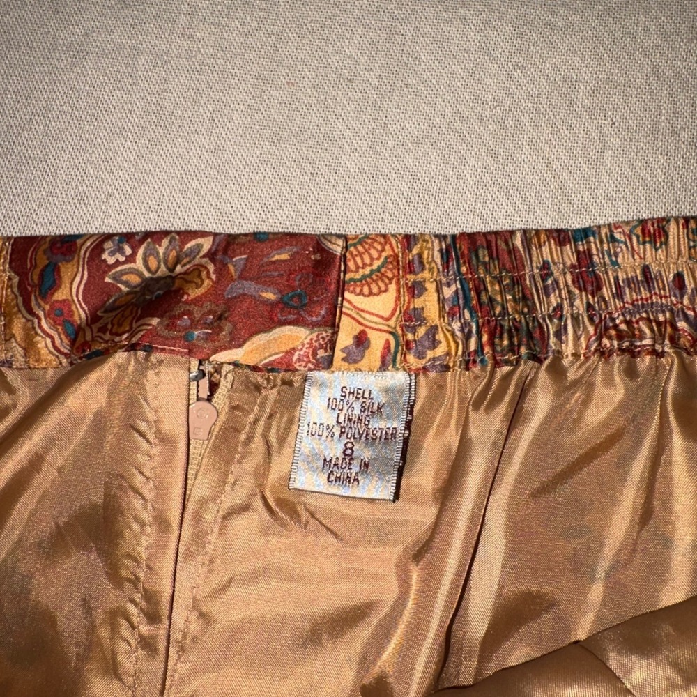 Vintage 100% Silk Paisley Floral Pencil Skirt Gold Red Lined Size 8 High Waist - Picture 4 of 7